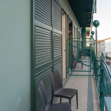 Hotel Ambrosiano مونتيكاتيني تيرمي المظهر الخارجي الصورة